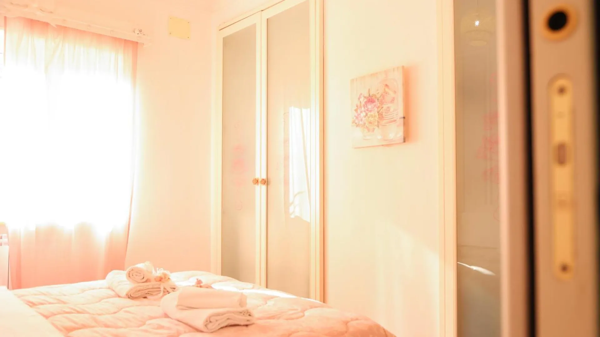 Apartment Grace'S Home In The City Center Naples Italy